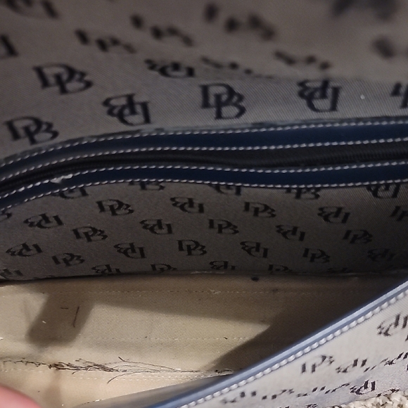 Dooney & Bourke Blue and Gray Logo Shoulder Bag+Wallet Set - Picture 11 of 12